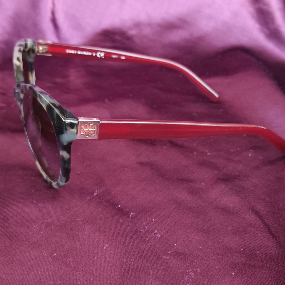 Tory Burch Black Leather Wallet with Gold Accent - Picture 6 of 16